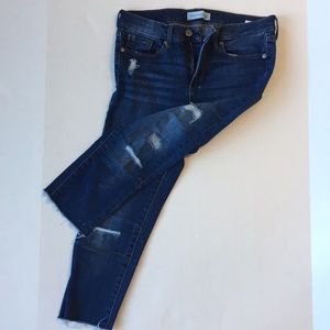 ✨Distressed Crops ✨